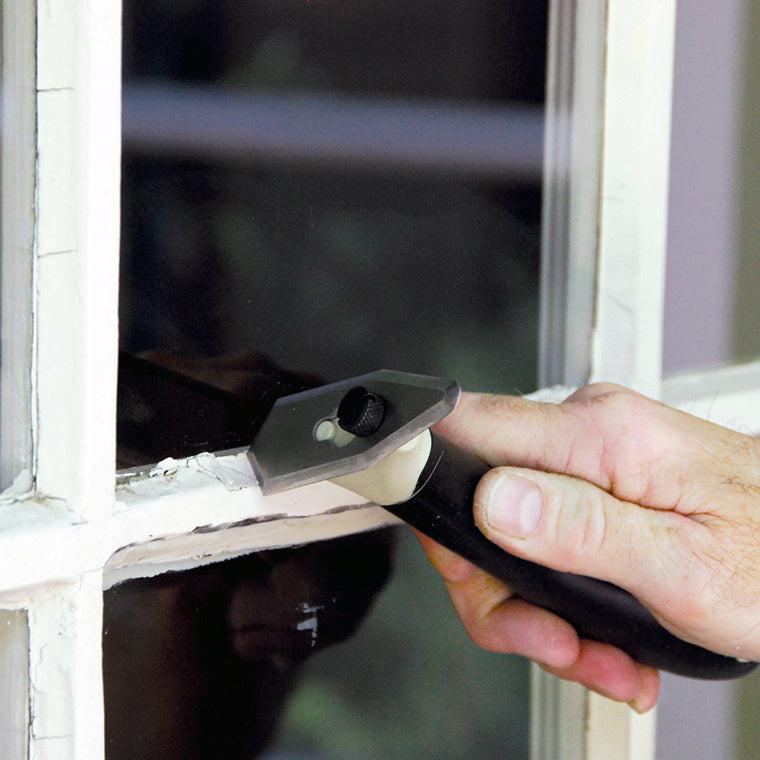 CRL Hyde® Contour Scraper